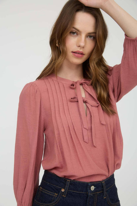 Front Tie Top