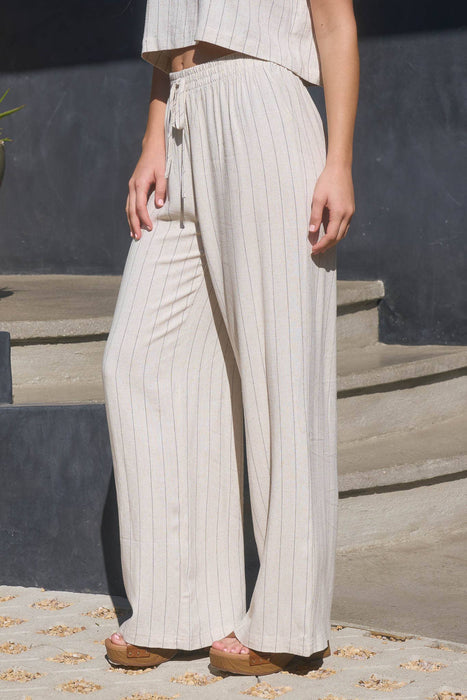 Between the Lines 2 Piece Set