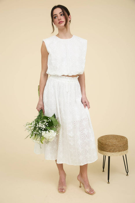 EYELET RUFFLE DETAIL MIDI SKIRT