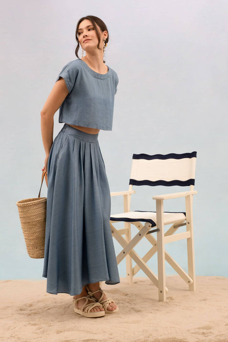 CHAMBRAY BOAT NECK BOXY CROP TOP