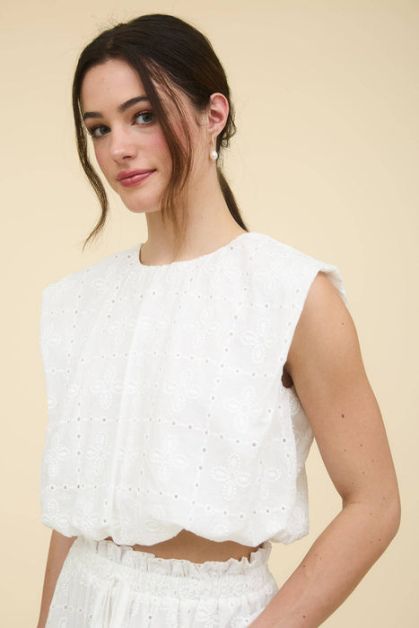 EYELET SLEEVELESS BALLOON HEM BLOUSE