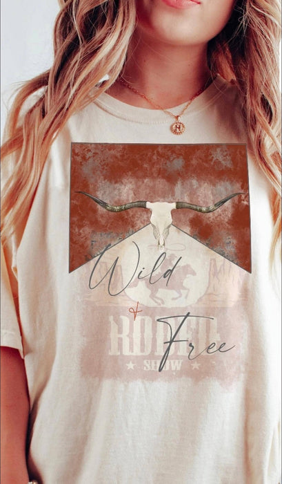 Wild + Free | Comfort Colors Oversized T-shirt